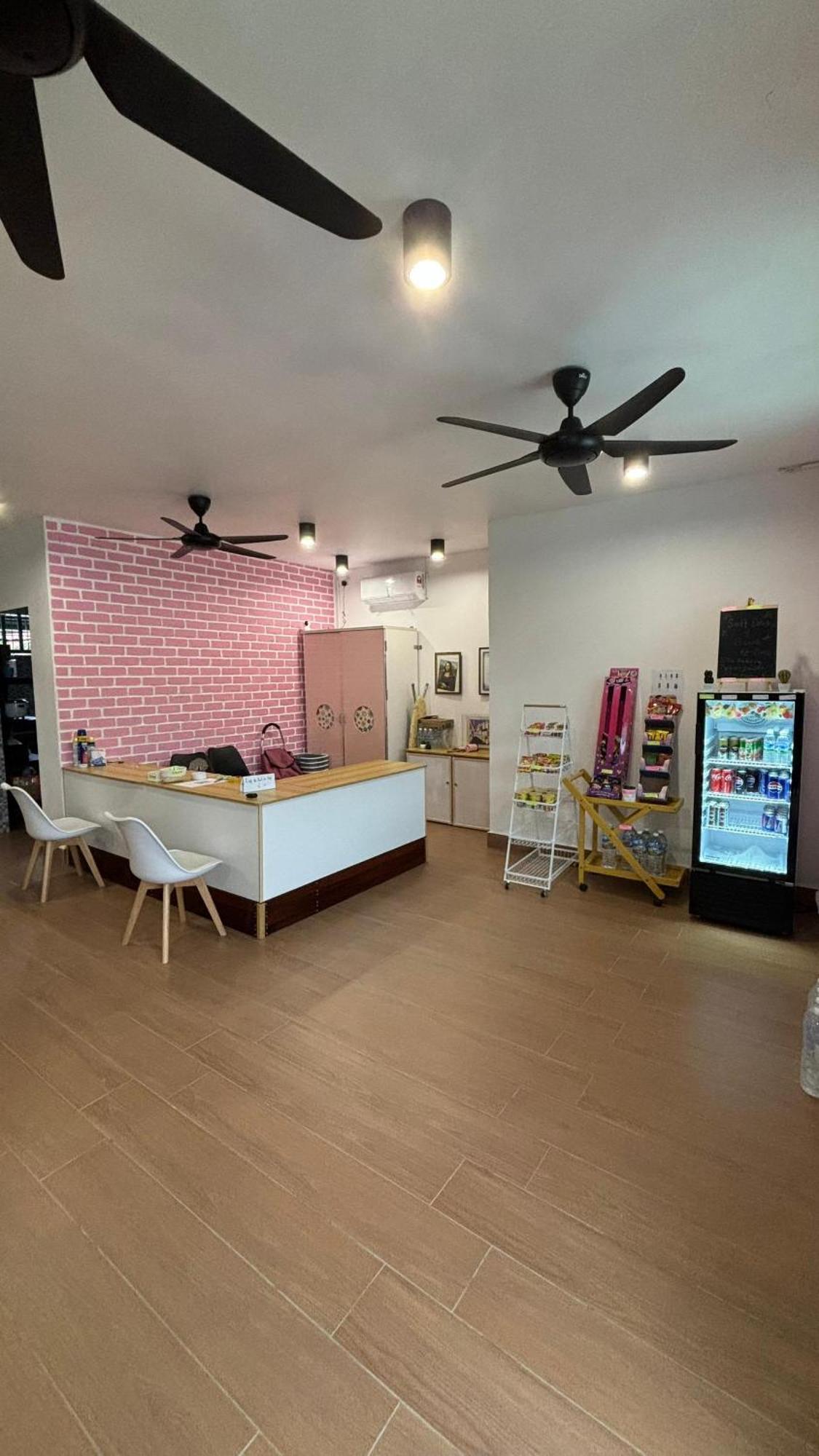 5 Minutes Airport Lodge Kampong Patagas Εξωτερικό φωτογραφία